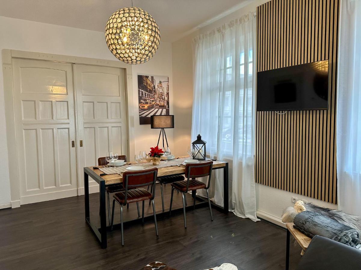 Bee Design Apartment + Zentral + Kueche + Parken Wetzlar Exterior foto